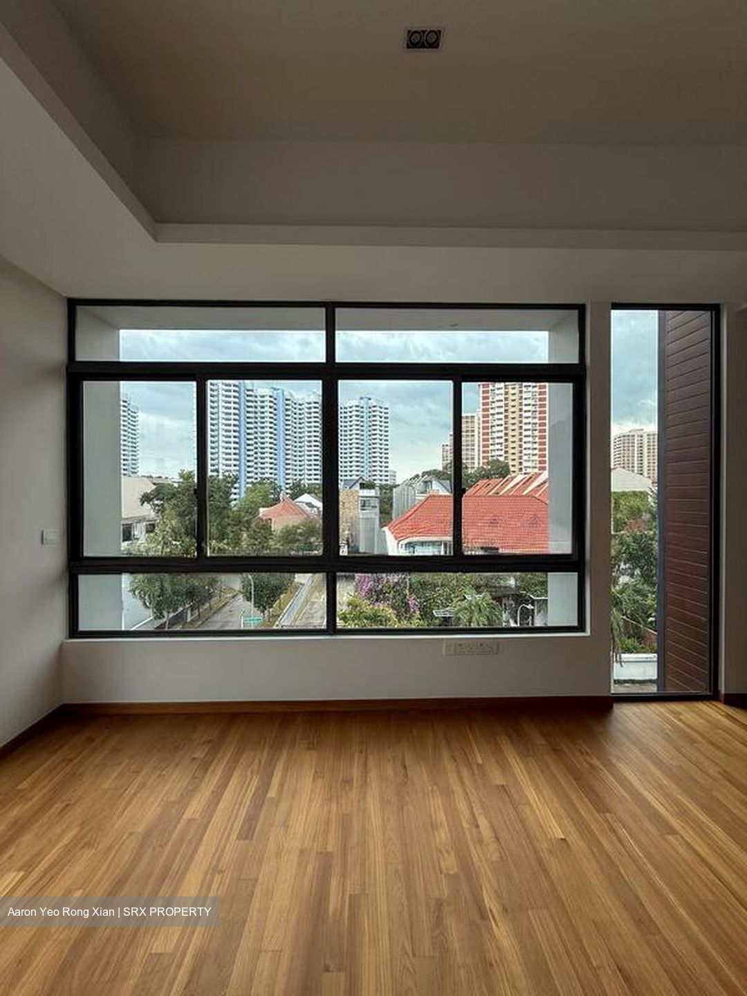Frankel Estate (D15), Terrace #519682471
